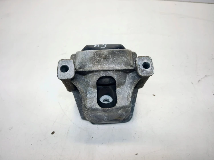 ŁAPA PODUSZKA SILNIKA BEZ CZUJNIKA AUDI A4 B8 A5 8T Q5 8R 8R0199381AJ