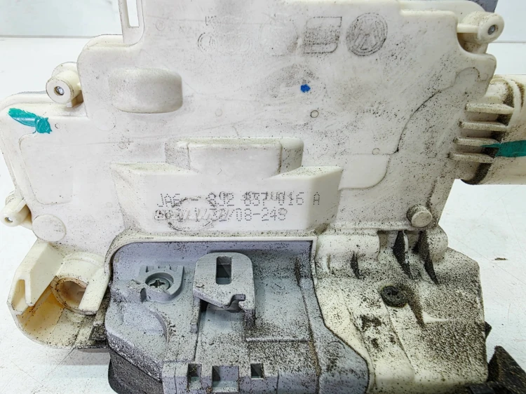 ZAMEK DRZWI PRAWY PRZÓD AUDI A4 B8 A5 8T Q5 8R 8J2837016A 9 PIN