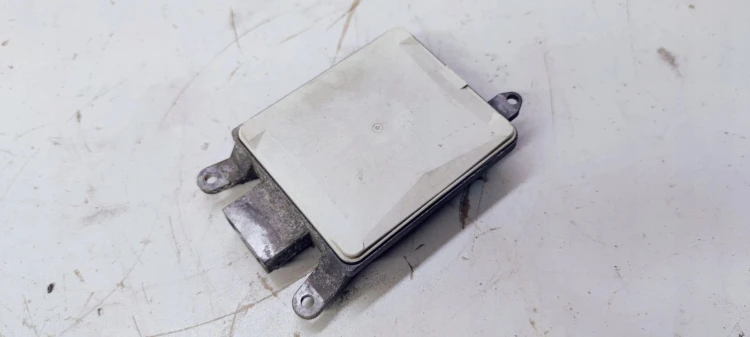 ASYSTENT PASA RUCHU MODUŁ AUDI Q7 4L 4L0907566A