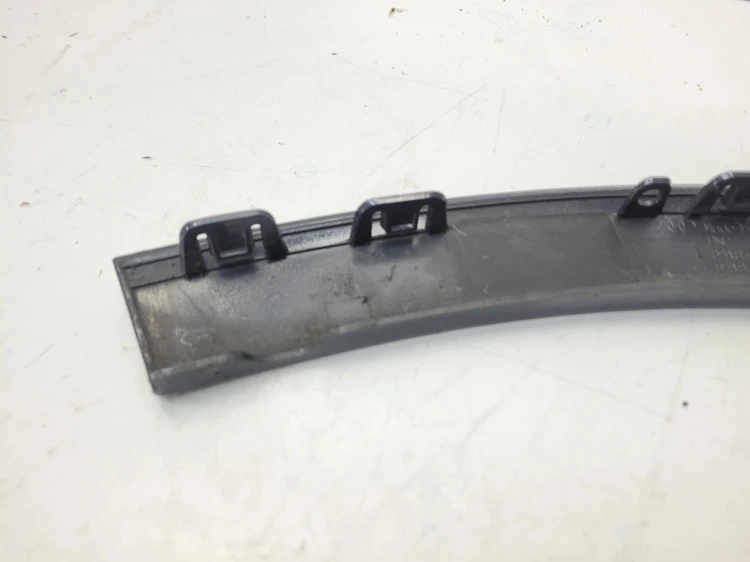 LISTWA Z BŁOTNIKA NAKŁADKA PRAWY PRZÓD AUDI Q4 E-TRON 89A853026F