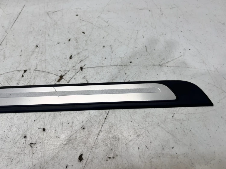 LISTWA PROGOWA LEWA LUB PRAWA AUDI A3 8V4 8V4853491M