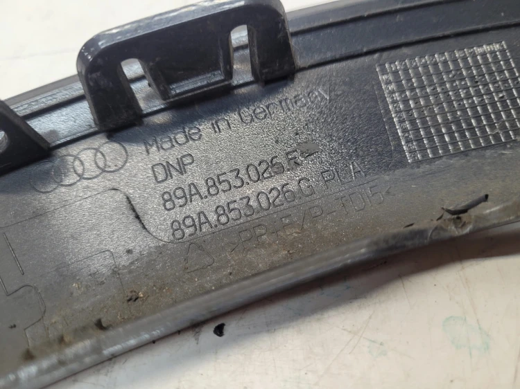 LISTWA Z BŁOTNIKA NAKŁADKA PRAWY PRZÓD AUDI Q4 E-TRON 89A853026F