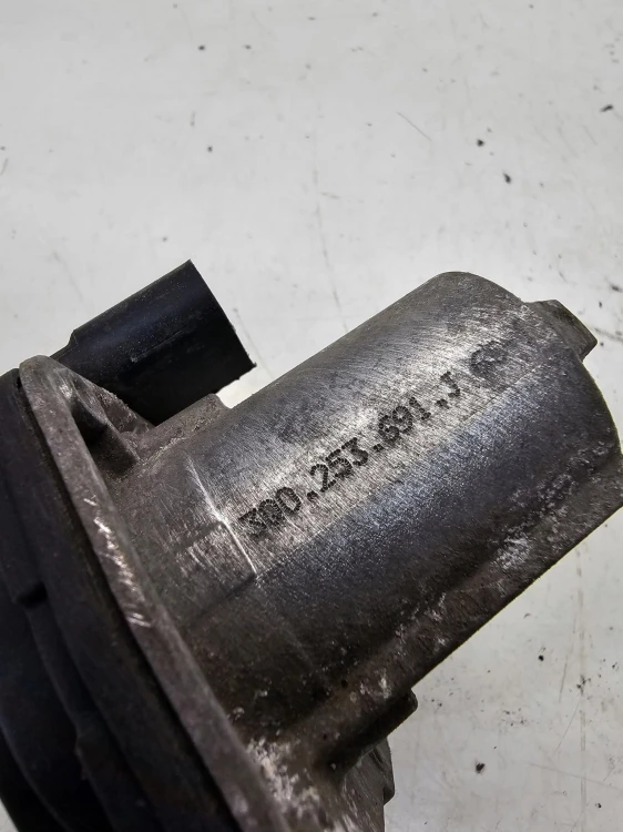 PRZEPUSTNICA WYDECHU AUDI A6 C8 A7 Q5 FY A4 B9 A5 8W 3Q0253691J