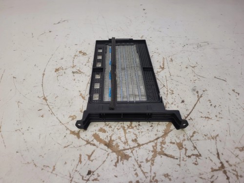NAGRZEWNICA ELEKTRYCZNA AUDI A4 B9 A5 8W0819011