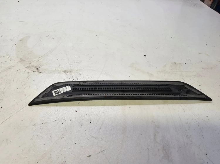 LISTWA PROGOWA PRAWY TYŁ AUDI A6 C8 4K0853376