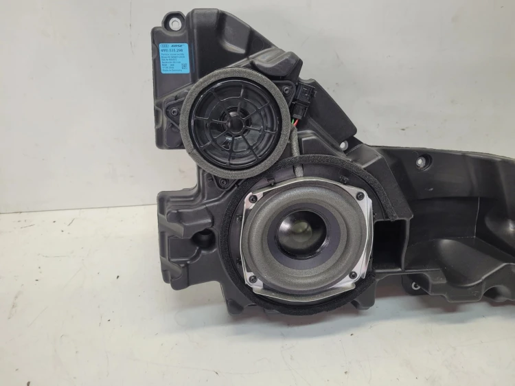 GŁOŚNIK TUBA BOSE DRZWI PRAWY PRZÓD AUDI Q7 4M 4M0035298