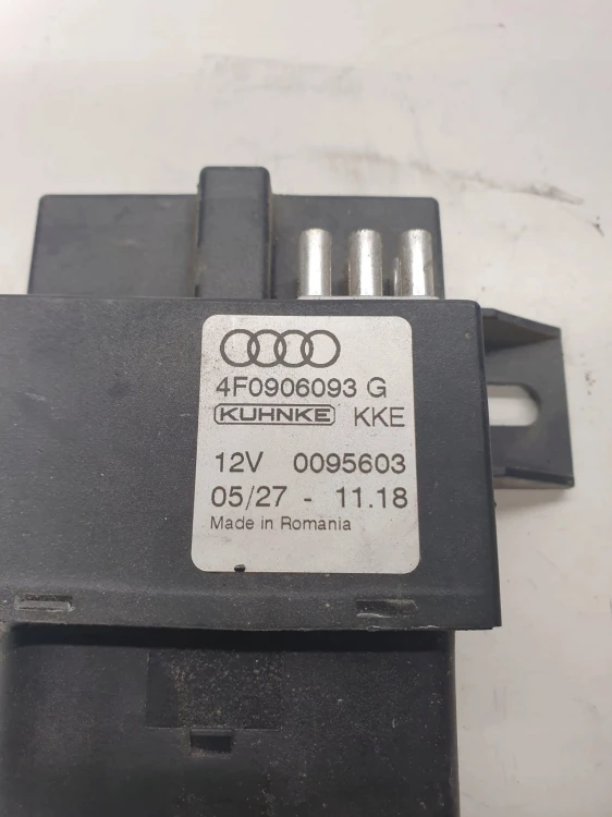 STEROWNIK POMPY PALIWA AUDI A6 C6 A4 B7 4F0906093G