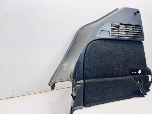 BOCZEK BAGAŻNIKA LEWY AUDI A1 8X 3-DRZWI 8X3867761B