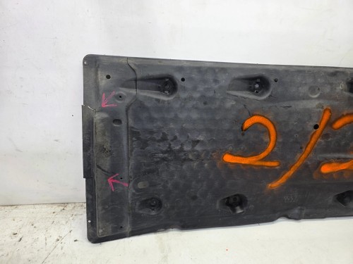 OSŁONA PŁYTA PODWOZIA PRAWA AUDI A3 8P 1K0825212