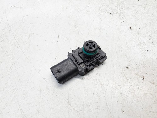 CZUJNIK CIŚNIENIA ZAWÓR AUDI A4 B9 A5 Q5 FY 2.0 TFSI 06H906052A