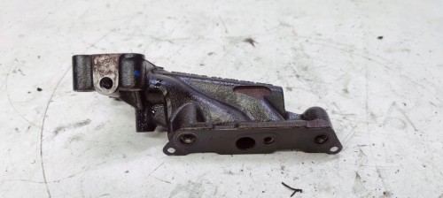 UCHWYT MOCOWANIE TURBO 3.0 TDI AUDI A4 059145196AC