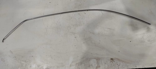 LISTWA KAROSERYJNA SZYBY CHROM PRAWA AUDI A3 8V 8V3853704A