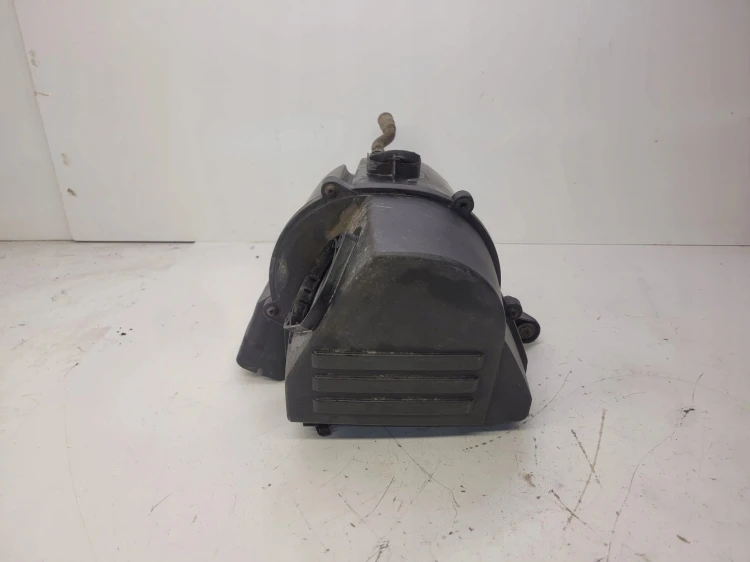 OBUDOWA FILTRA POWIETRZA AUDI A1 8X VW 6R0129601C