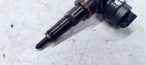 POMPOWTRYSKIWACZ AUDI VW 1.9 TDI 038130073AC