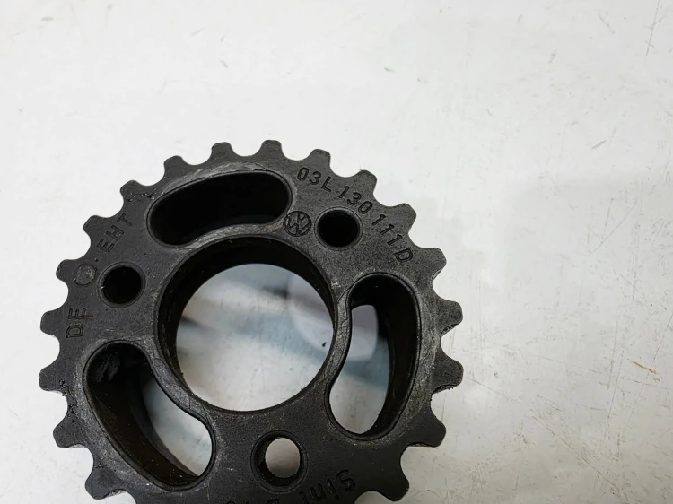 KOŁO ZĘBATE ROZRZĄDU AUDI A3 A4 A5 A6 2.0 TDI 03L130111D