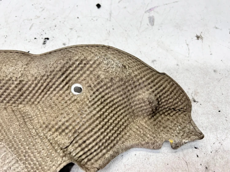 OSŁONA TERMICZNA AUDI Q7 4M 4M0399299E