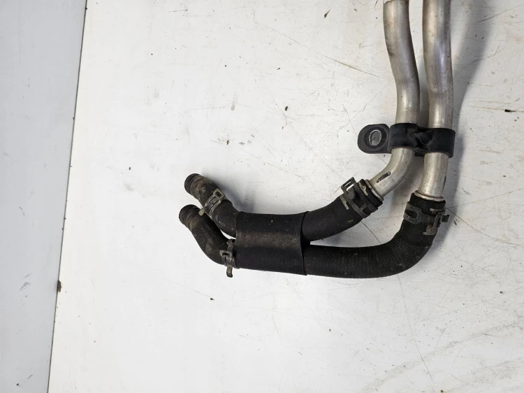 RURA PRZEWÓD WODY AUDI A4 B9 A5 8W0121400B