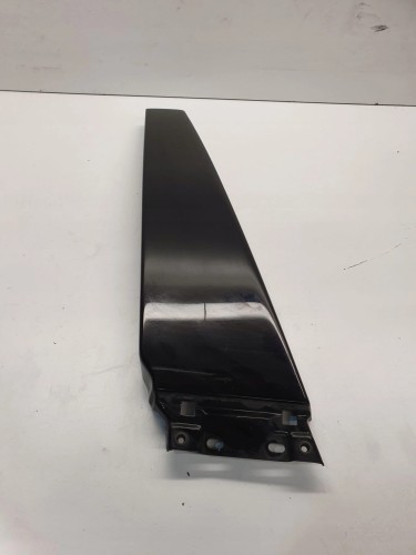 NAKŁADKA OSŁONA SŁUPKA AUDI A8 D3 LIFT 4E0853290A