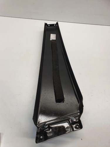 NAKŁADKA OSŁONA SŁUPKA AUDI A8 D3 LIFT 4E0853290A