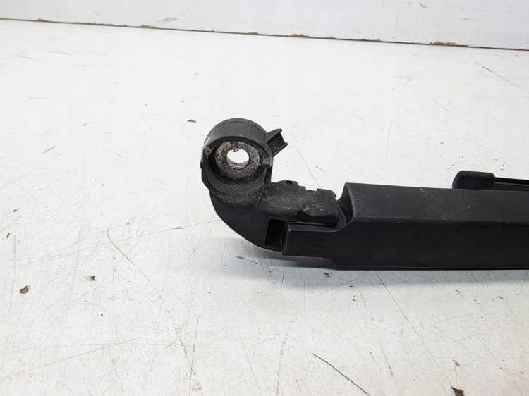 RAMIĘ WYCIERACZKI TYŁ AUDI A6 C7 AVANT KOMBI 4G9955407