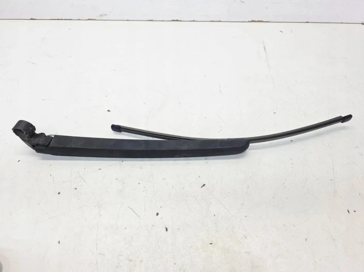 RAMIĘ WYCIERACZKI TYŁ AUDI A6 C7 AVANT KOMBI 4G9955407