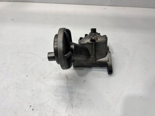 POMPA OLEJU AUDI A6 C6 2.7 TDI BPP 3.0 TDI 059115105AD