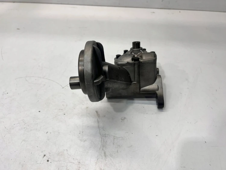 POMPA OLEJU AUDI A6 C6 2.7 TDI BPP 3.0 TDI 059115105AD