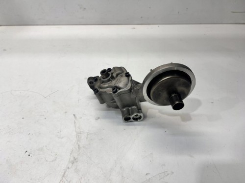 POMPA OLEJU AUDI A6 C6 2.7 TDI BPP 3.0 TDI 059115105AD