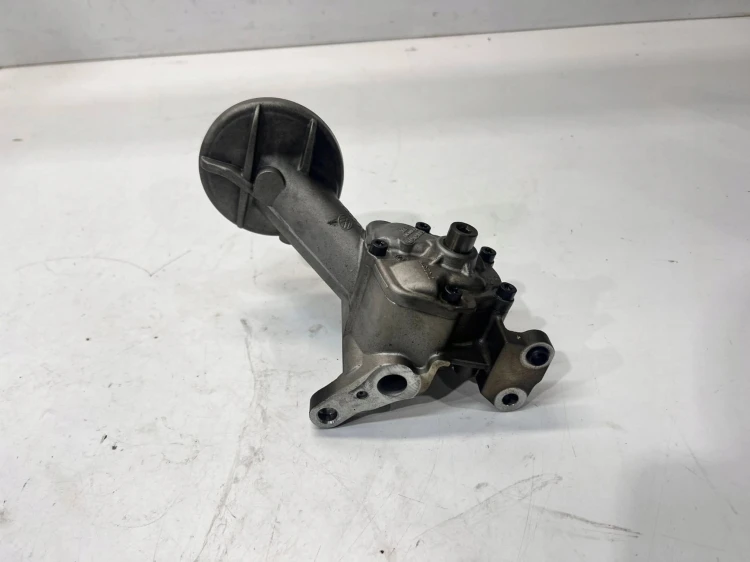 POMPA OLEJU AUDI A6 C6 2.7 TDI BPP 3.0 TDI 059115105AD