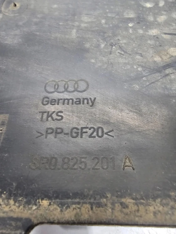 OSŁONA PODWOZIA LEWA MAŁA AUDI Q5 8R 8R0825201A
