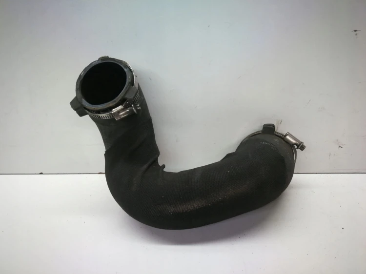 RURA WĄŻ INTERCOOLERA AUDI A6 C6 4F0145737K