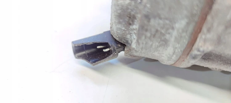 SPRĘŻARKA KOMPRESOR KLIMATYZACJI AUDI A4 B9 A5 8W 4M0816803