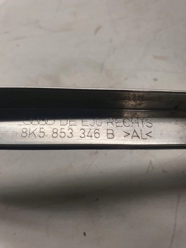 LISTWA CHROMOWA SZYBY PRAWA AUDI A4 B8 8K0853346B