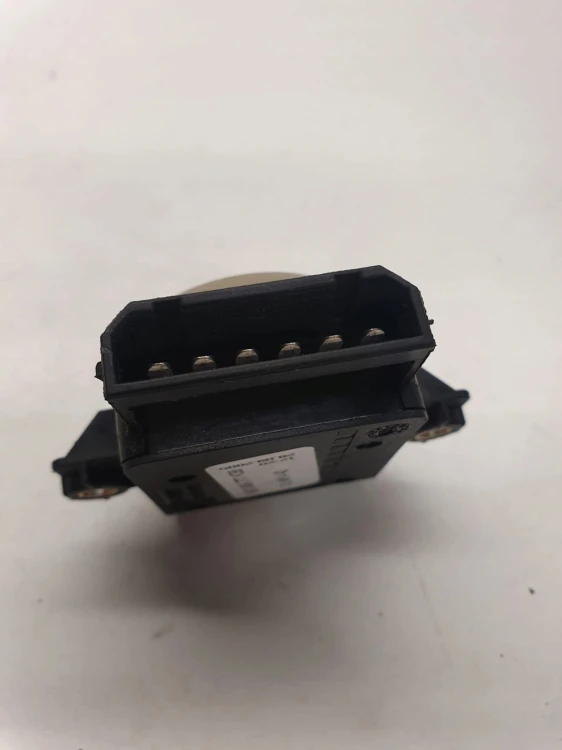 REGULACJA FOTELA AUDI A4 B7 A6 C6 Q7 8E0959777