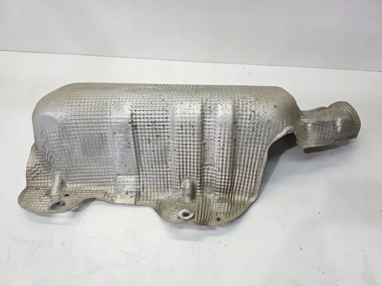 OSŁONA TERMICZNA TŁUMIKA AUDI A1 8X VOLKSWAGEN SEAT SKODA 6Q0825701B