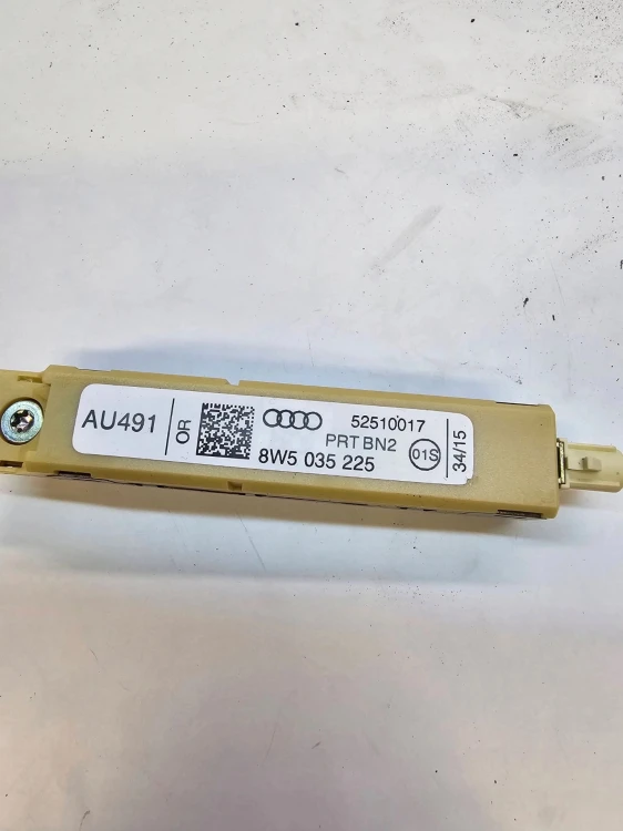 WZMACNIACZ ANTENOWY AUDI A4 B9 A5 F5 8W5035225