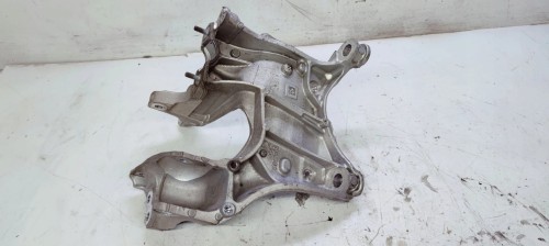 ŁAPA SILNIKA WSPORNIK LEWY AUDI A6 C8 80A399295S