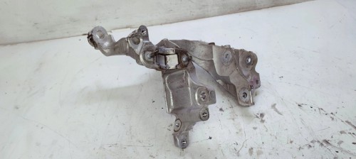 ŁAPA SILNIKA WSPORNIK LEWY AUDI A6 C8 80A399295S