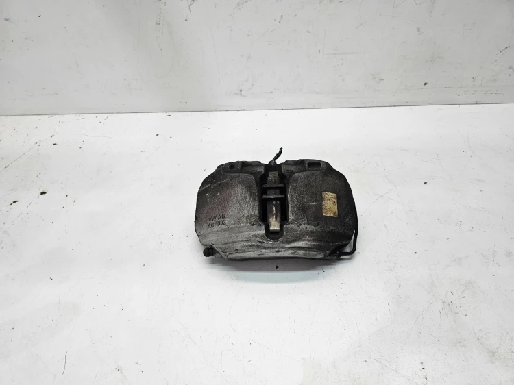 ZACISK HAMULCOWY LEWY PRZÓD AUDI A4 B9 A5 8W 8W05CA 973