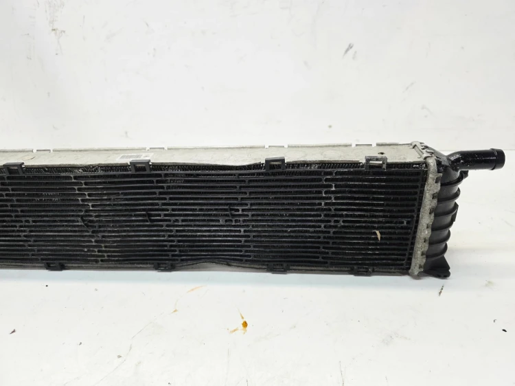 DODATKOWA CHŁODNICA PŁYNU WODY AUDI A4 B8 A5 Q3 8U 2.0 TDI 8K0145804H