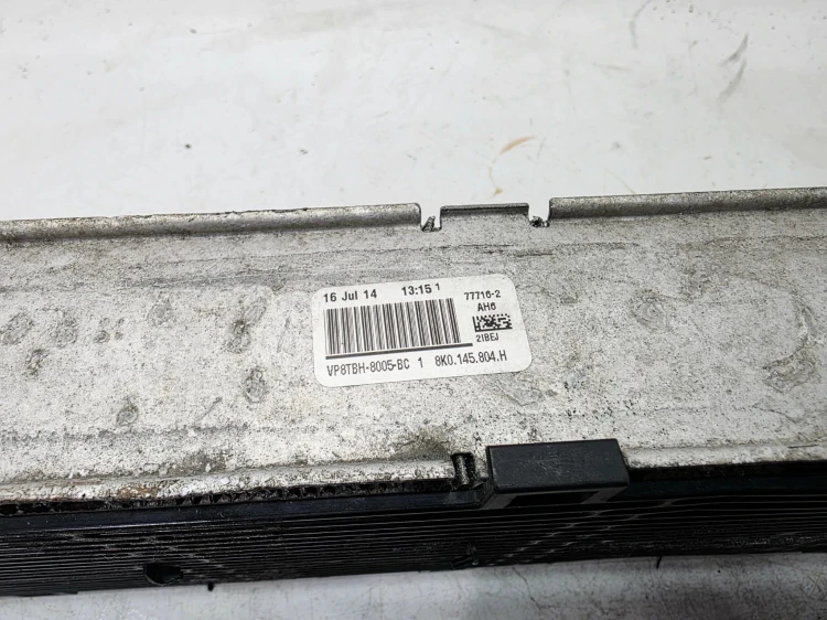 DODATKOWA CHŁODNICA PŁYNU WODY AUDI A4 B8 A5 Q3 8U 2.0 TDI 8K0145804H