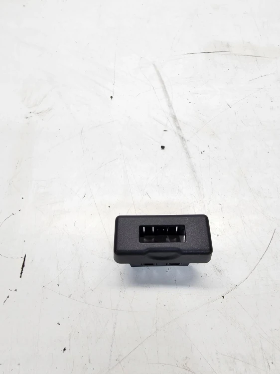 OSŁONA ZAŚLEPKA WTYCZKI MMI AUDI VW SEAT 4F0035909
