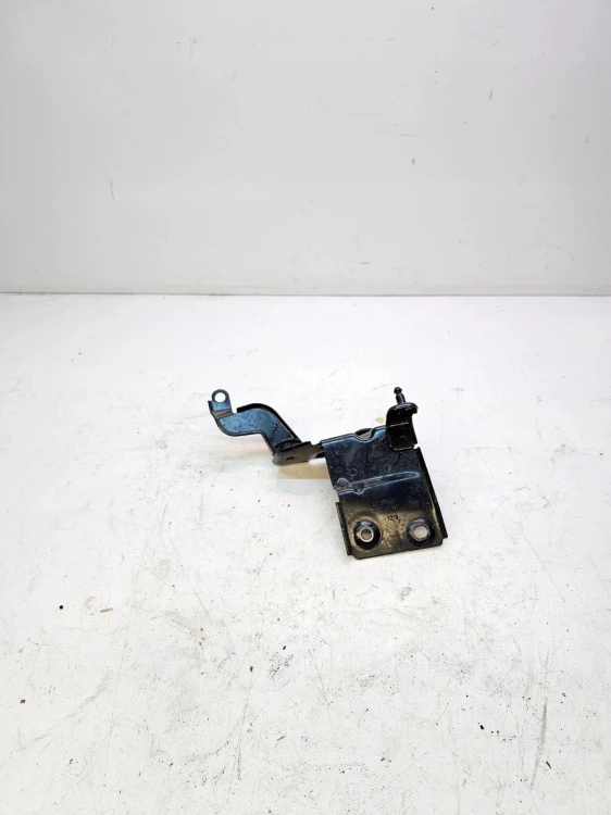ŁAPA UCHWYT POMPY ABS ESP AUDI A3 8V VW SEAT SKODA 5Q1614235