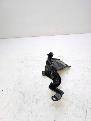 ŁAPA UCHWYT POMPY ABS ESP AUDI A3 8V VW SEAT SKODA 5Q1614235