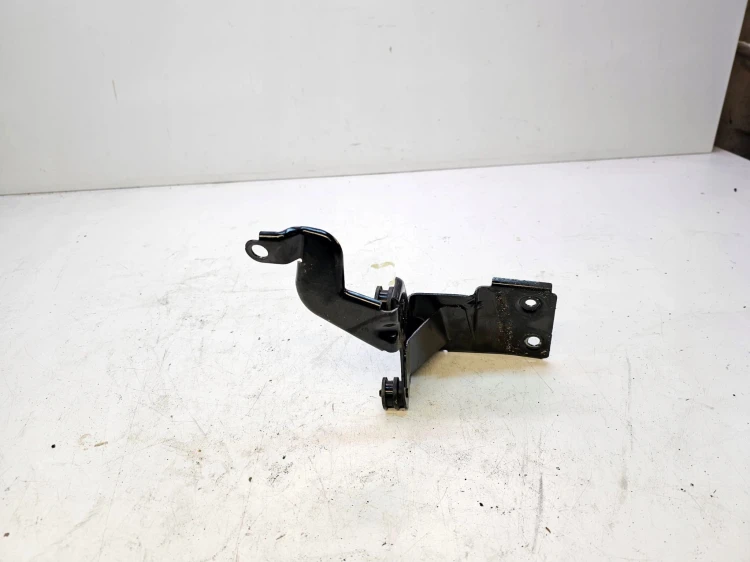 ŁAPA UCHWYT POMPY ABS ESP AUDI A3 8V VW SEAT SKODA 5Q1614235