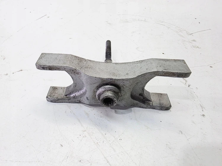 ŚRUBA MOCOWANIE WTRYSKU AUDI VOLKSWAGEN SEAT SKODA 2.0 TDI 03L216A