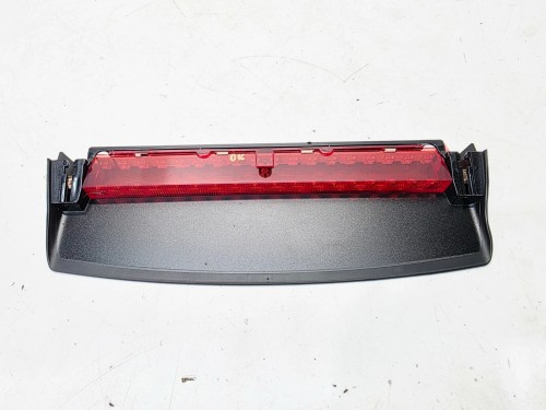 TRZECIE ŚWIATŁO STOP AUDI A4 B8 SEDAN 8K5945097 LEDY OK
