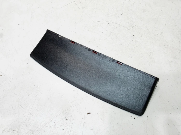 TRZECIE ŚWIATŁO STOP AUDI A4 B8 SEDAN 8K5945097 LEDY OK