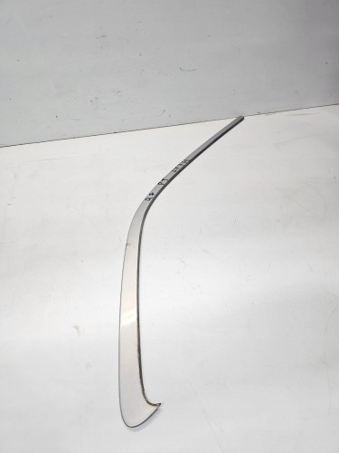 LISTWA NAKŁADKA SZYBY PRAWY TYŁ AUDI Q7 4L 4L0853084B