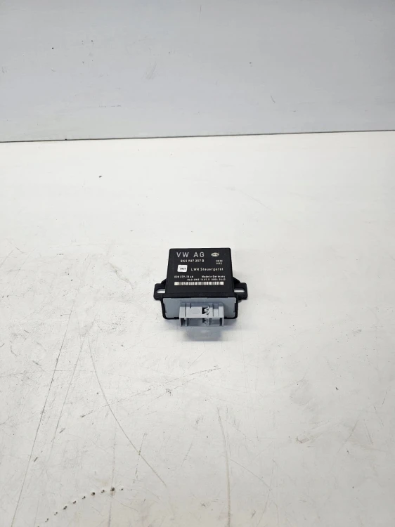 STEROWNIK MODUŁ ŚWIATEŁ AUDI A4 B8 A5 8K5907357B